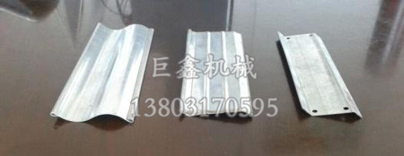 鋅鋼百葉壓片機(jī)